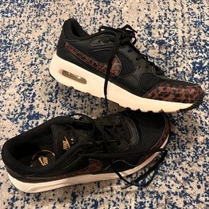 Wild Nike Air Max XC animal print